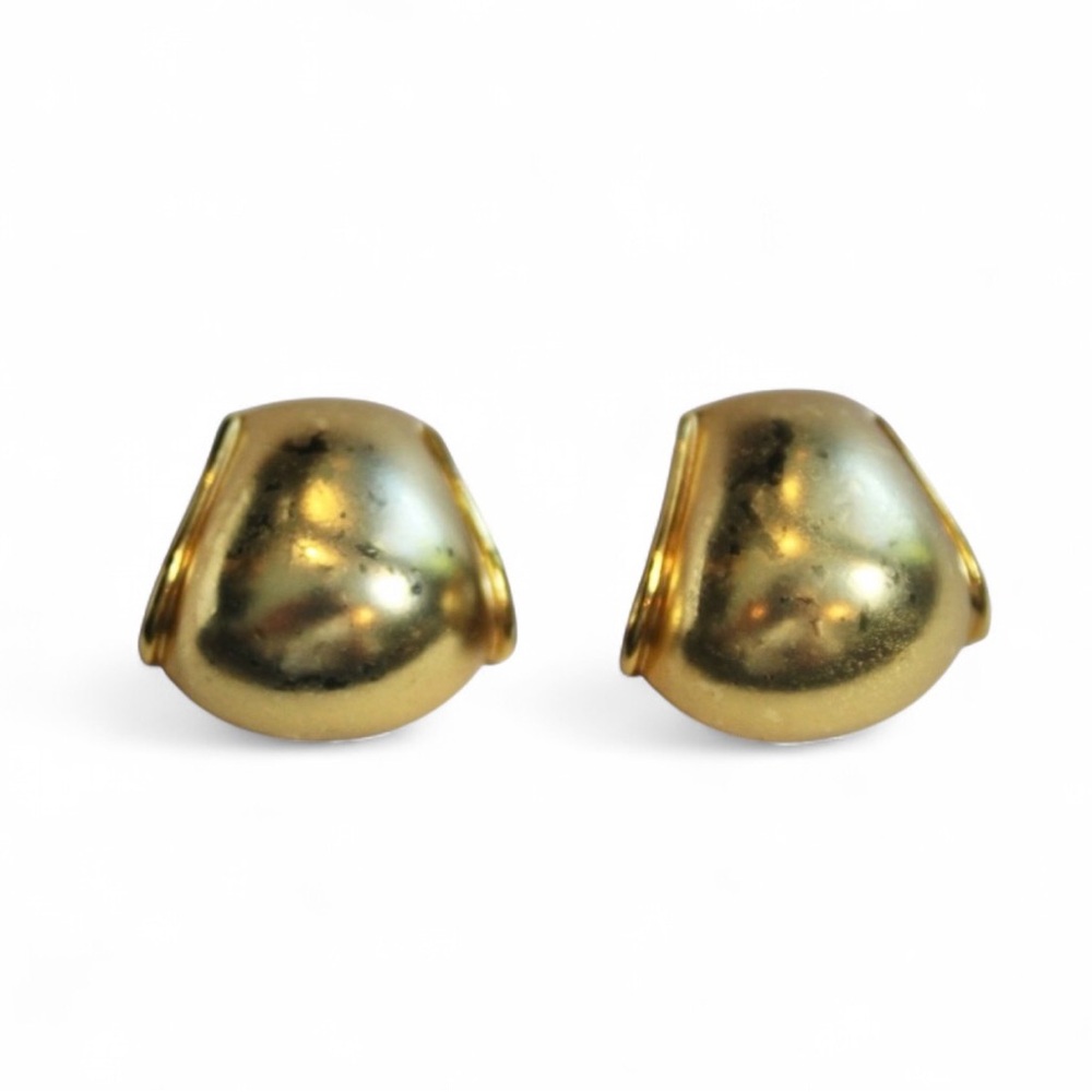 Vintage Elegant Gold Clip-On Earrings